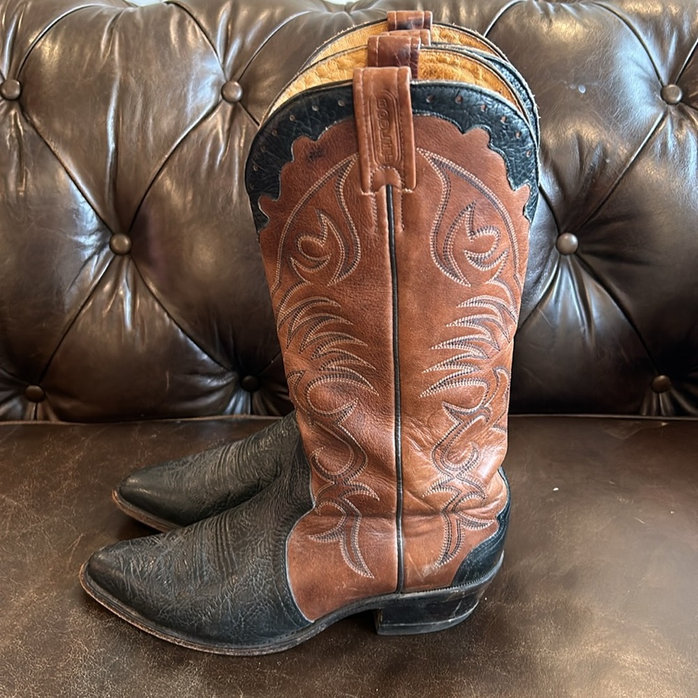 Boulet women’s cowboy boots size 9